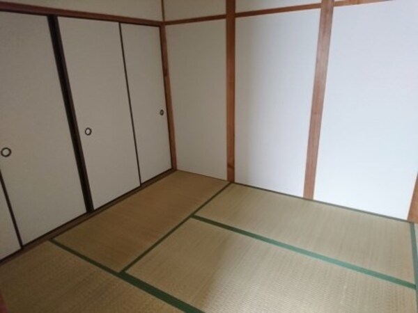 ベッドルーム