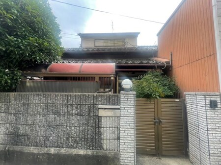 西難波町3丁目貸家（2-8）外観写真