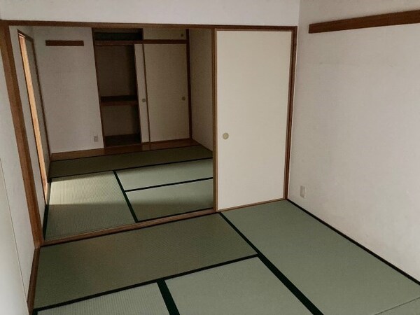 ベッドルーム