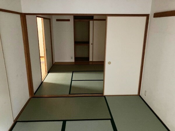ベッドルーム