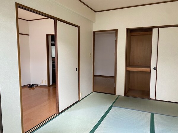 ベッドルーム