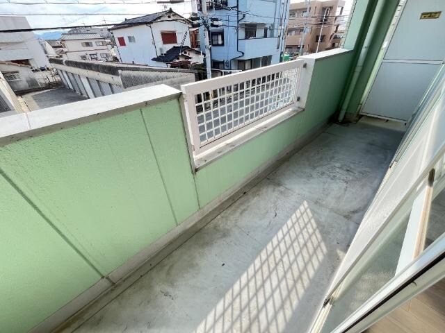 物件内観写真17　(ベランダ)