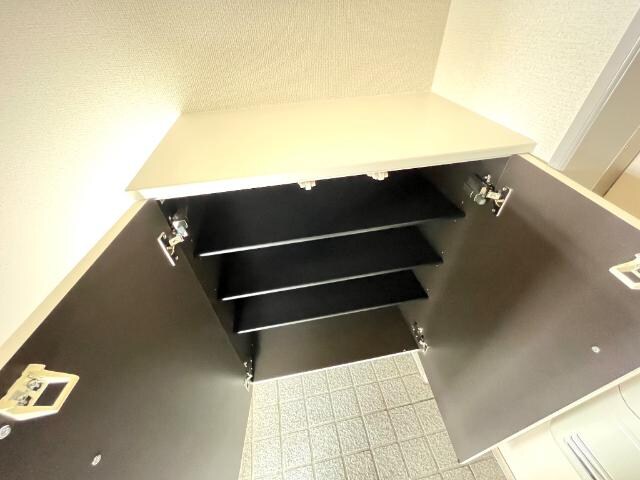 物件内観写真23　(収納)