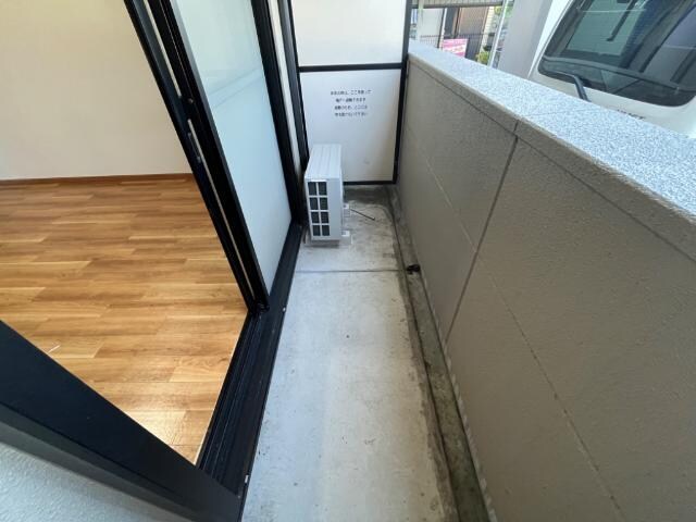 物件内観写真23　(ベランダ)