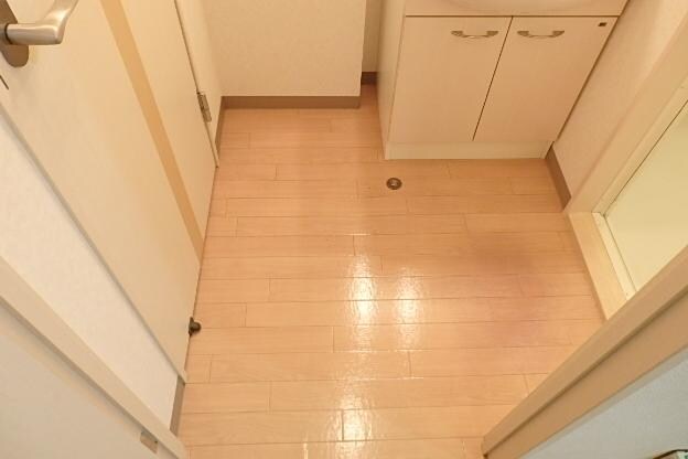 物件内観写真19　(脱衣所)