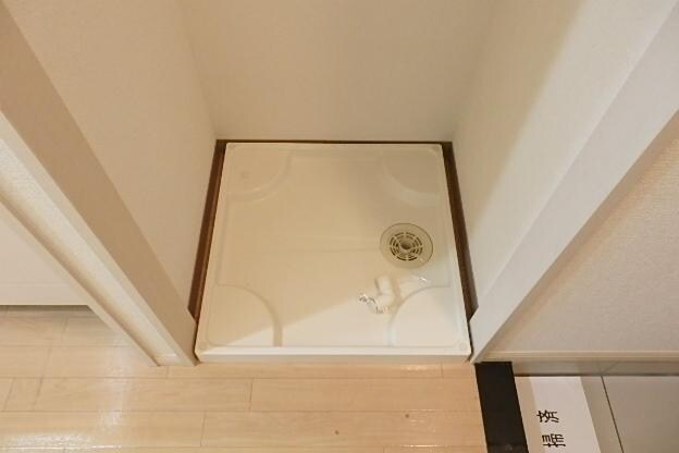 物件内観写真20　(洗濯機置場)