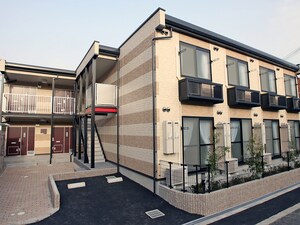 レオパレス北巽駅西外観写真