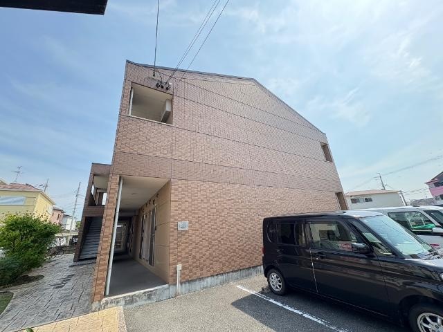 物件外観写真3　(外観写真（昼）)