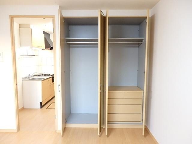 物件内観写真10　(クローゼット)