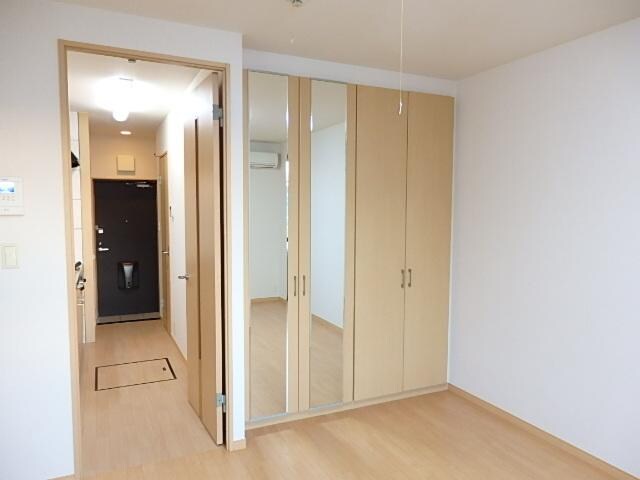 物件内観写真12　(クローゼット)