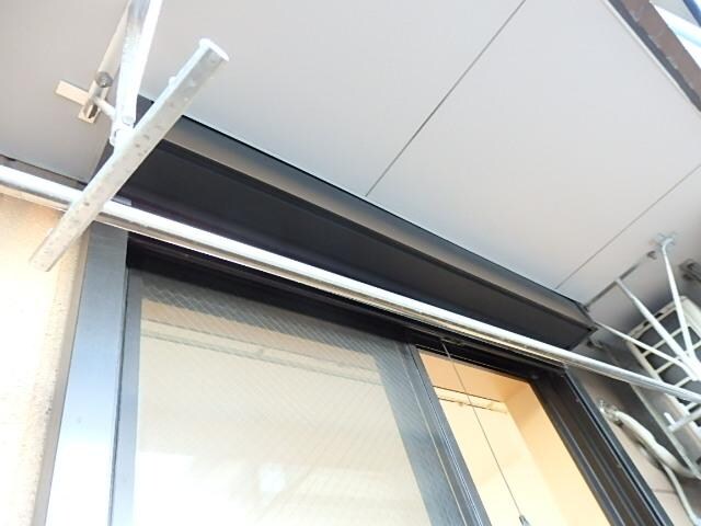 物件内観写真13　(シャッター)