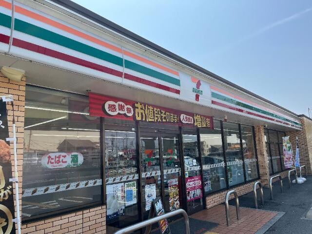 物件内観写真25　(セブンイレブン泉大津綾井店まで467ｍ)