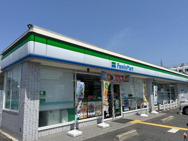 物件内観写真26　(ファミリーマート泉大津尾井千原店まで488ｍ)