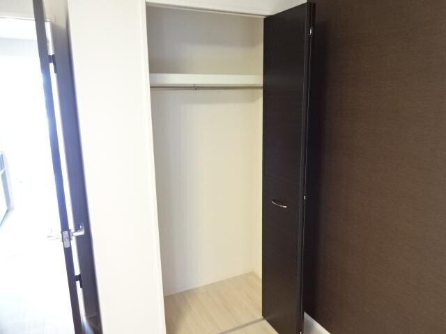 物件内観写真12　(クローゼット)