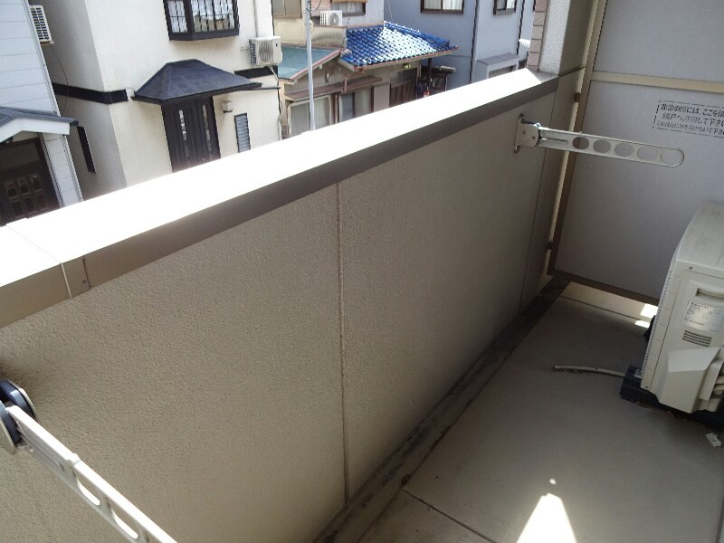 物件内観写真8　(ベランダ)