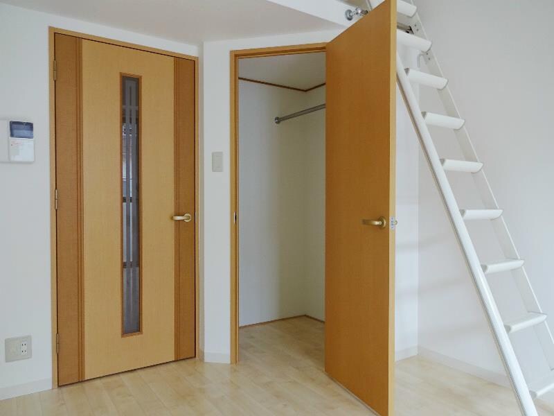 物件内観写真14　(収納)