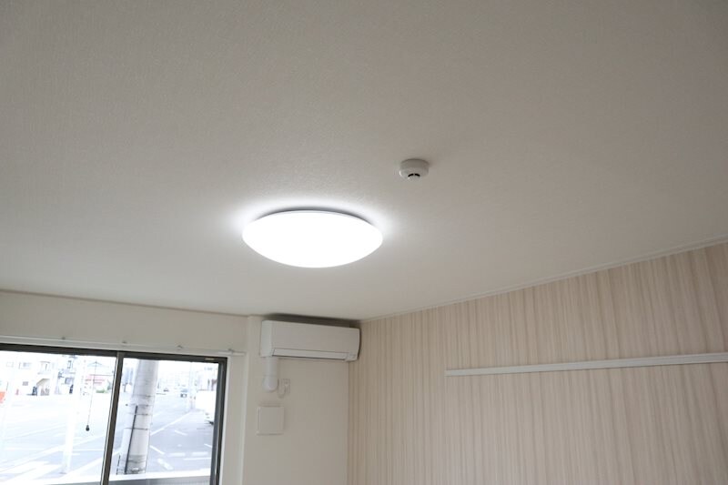 物件内観写真16　(照明)