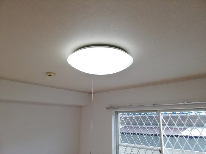 物件内観写真22　(各部屋照明器具)