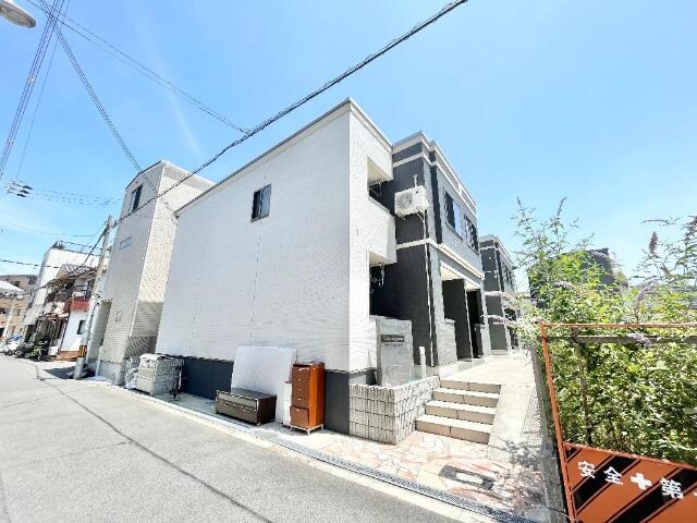 物件外観写真3　(外観写真（昼）)