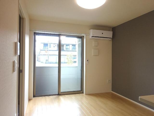 物件内観写真7　(室内)