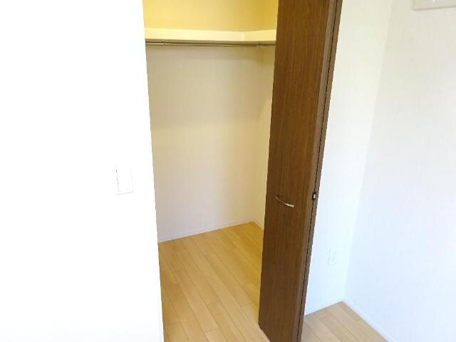 物件内観写真17　(収納)