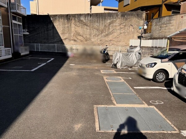 その他(駐車場は別料金となります。)