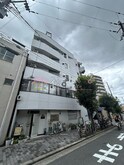 ドルフ岸里