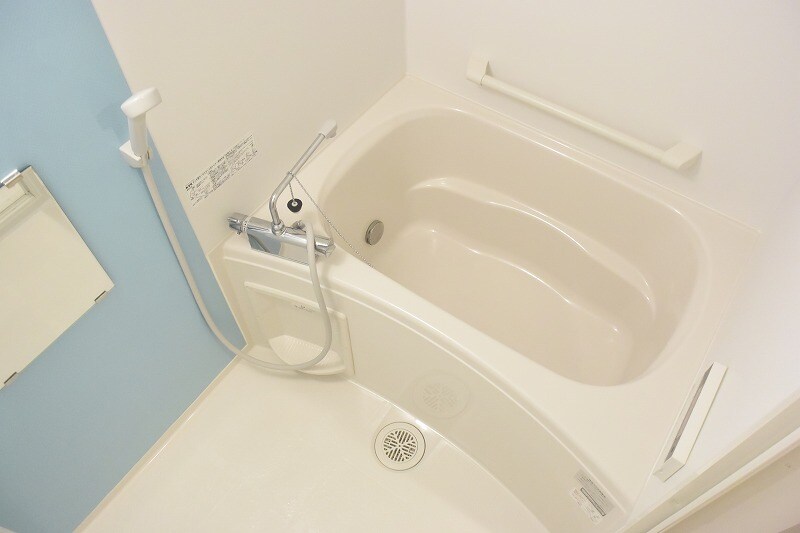 物件内観写真5　(壁面の色はお部屋により異なります。)