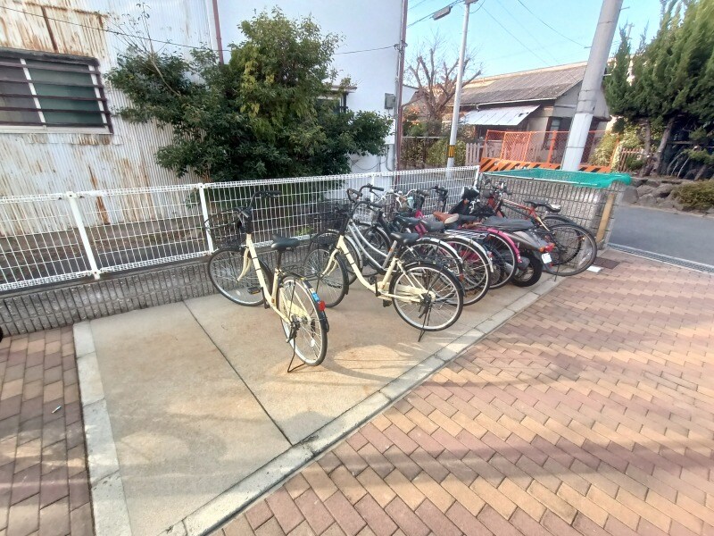 物件内観写真15　(共用スペースです。)