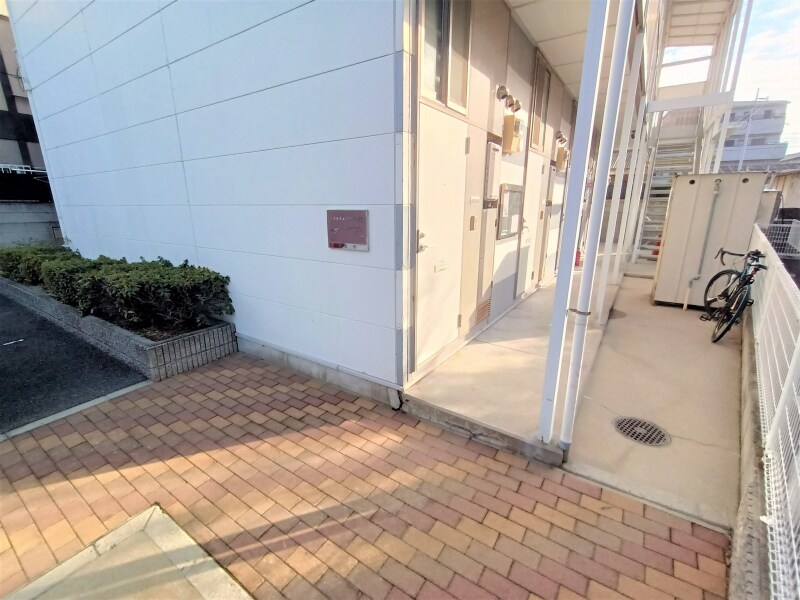 物件内観写真16　(物件入り口です。)