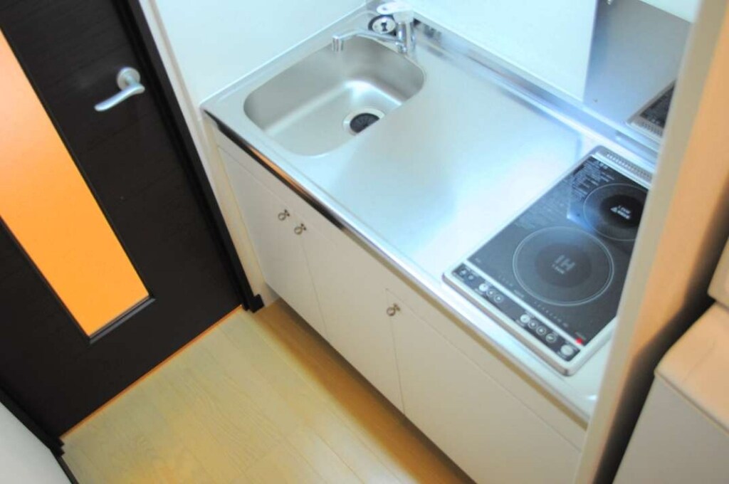 物件内観写真3　(ＩＨクッキングヒーターで使いやすいですよ♪)