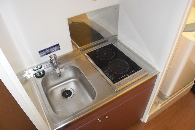 物件内観写真3　(ラジエントヒーターで安心！！)