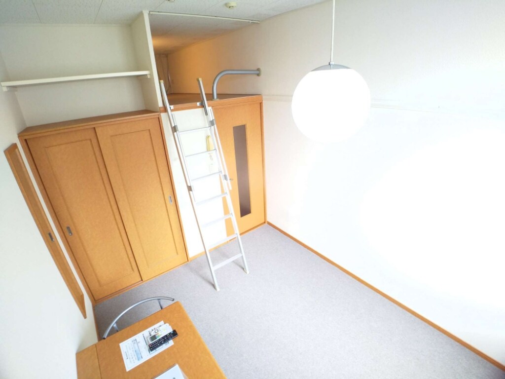 物件内観写真14　(使い勝手のいい家電配置)