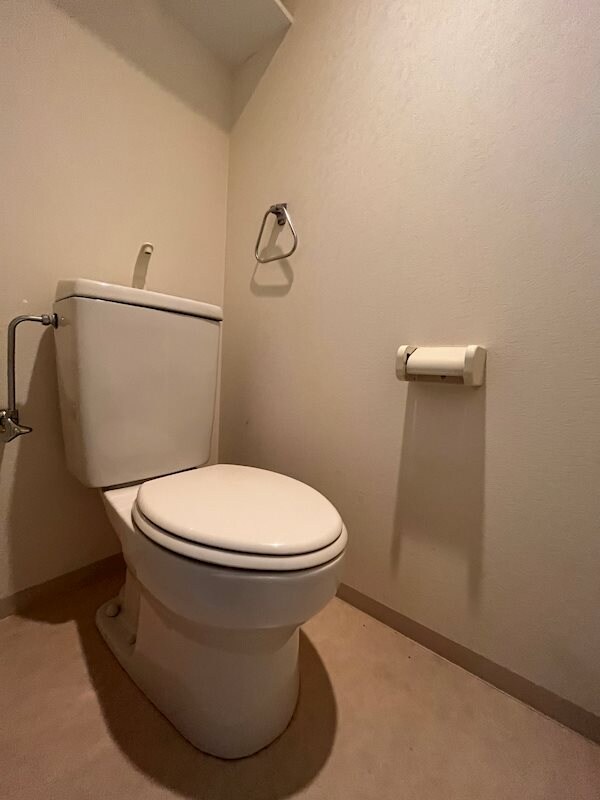 物件内観写真2　(トイレ)