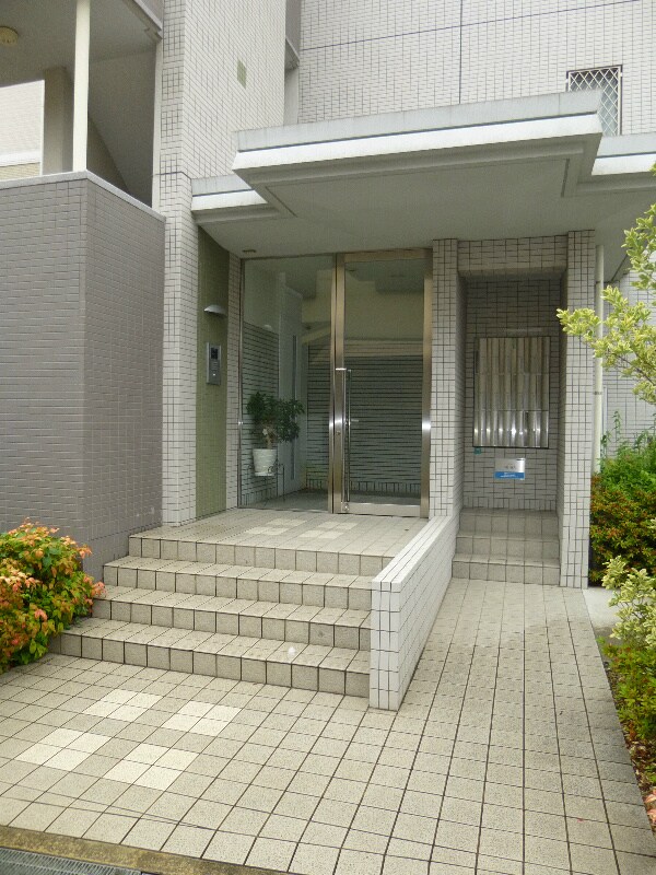 物件内観写真15　(オートロックあり)