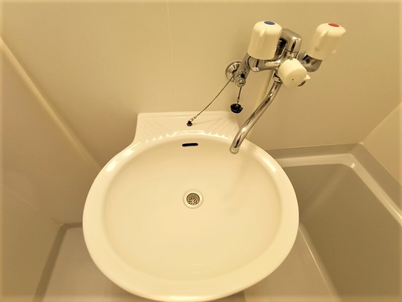 物件内観写真9　(洗面台スペースです。)