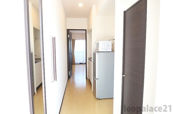 玄関(※写真と現物が異なる場合は現物を優先いたします。)