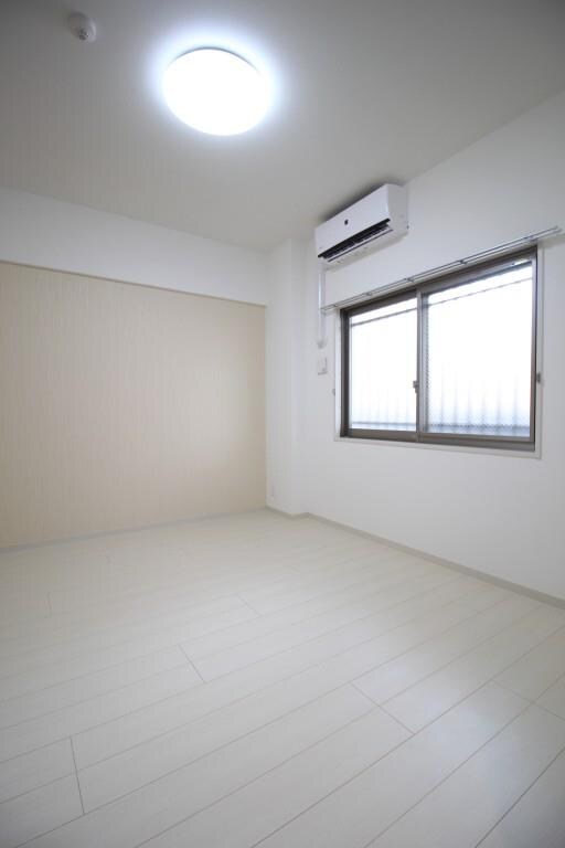 物件内観写真32　(洋室)