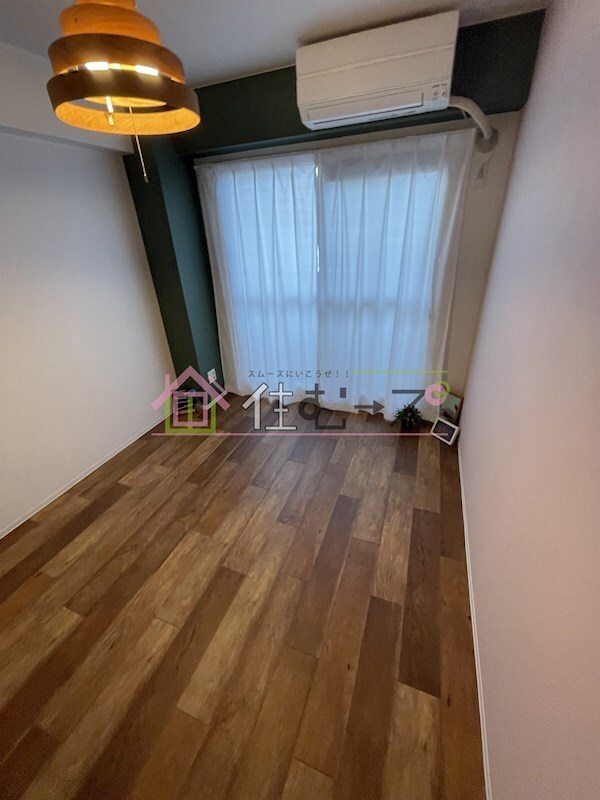 ベッドルーム