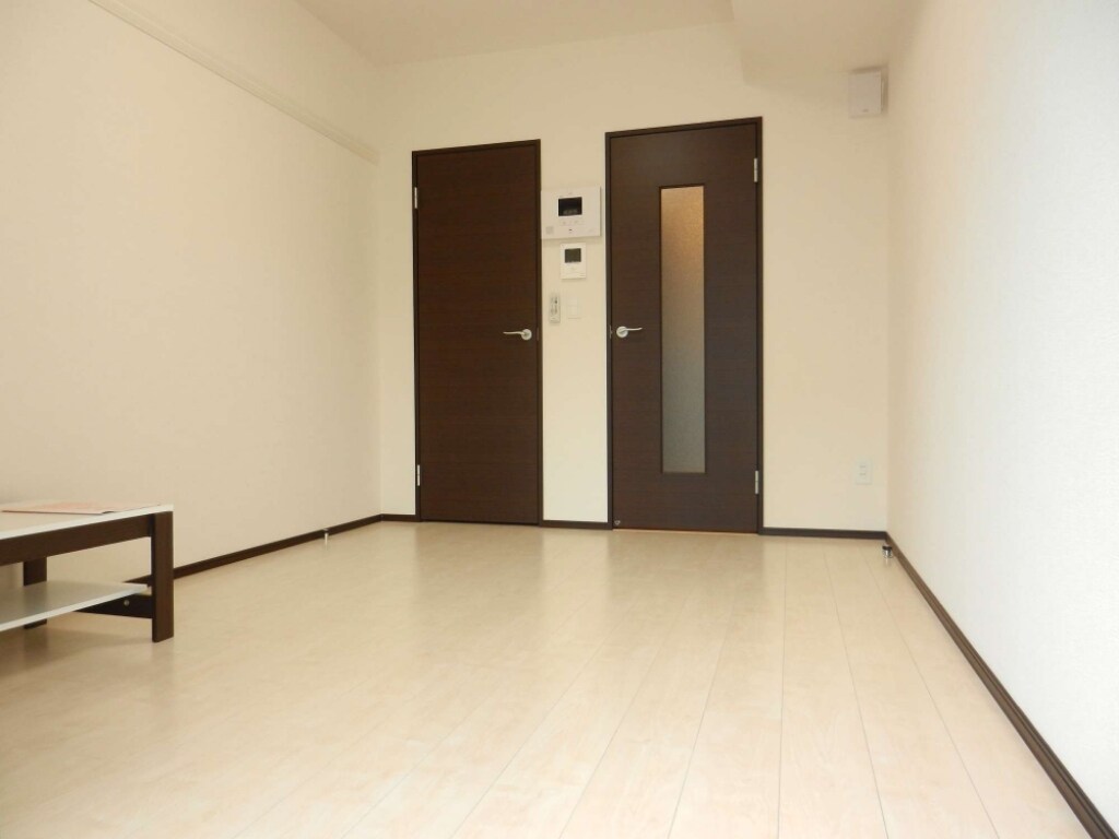 物件内観写真7　(クローゼット完備　収納もばっちり)