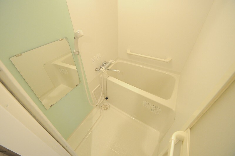 物件内観写真16　(温度調節が簡単です♪)