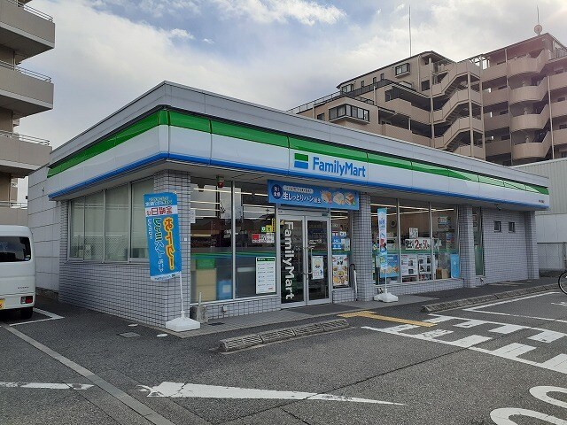物件内観写真18　(ファミリーマート伊丹昆陽店まで280m)