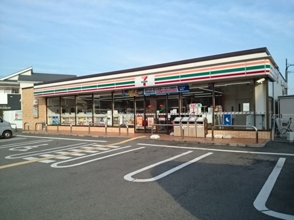 その他(セブンイレブン様まで750m)