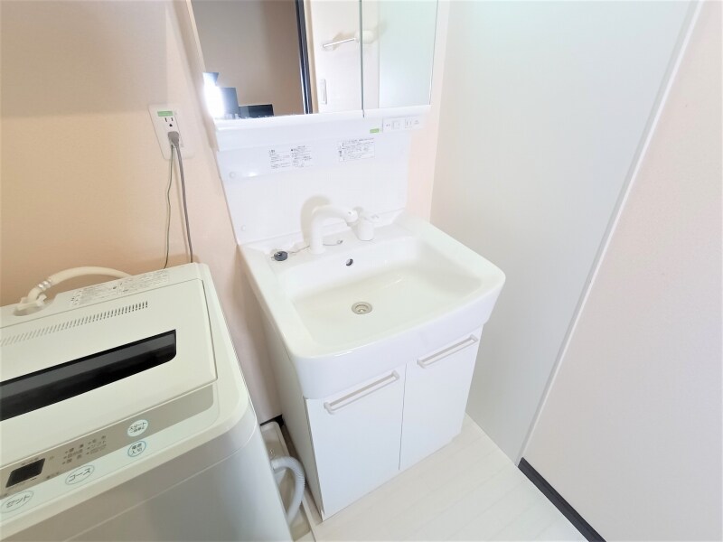 物件内観写真18　(洗面スペースです)