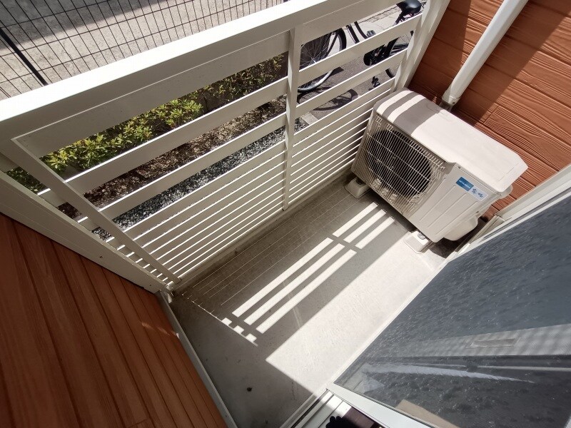 物件内観写真21　(各部屋にバルコニー)