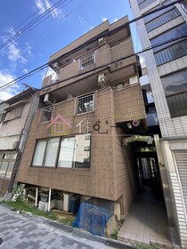 王仏マンションの外観写真