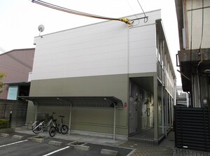レオパレスラックコート外観写真