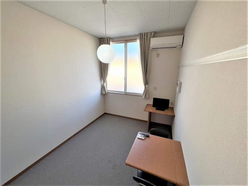 ベッドルーム(同タイプの物件写真です。)