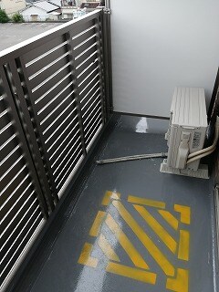 物件内観写真10　(バルコニーもついてます。)