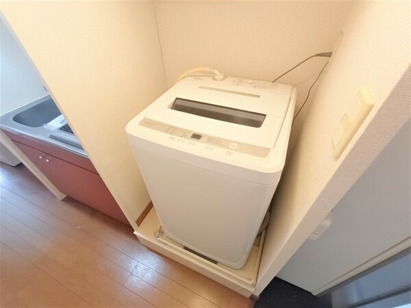 その他(室内洗濯機置き場です。)